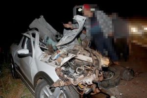 Fotografar vítimas mortas em acidentes de trânsito é crime e você pode ir preso www.chocopeba.com.br